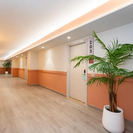 阿纳马尔套房酒店